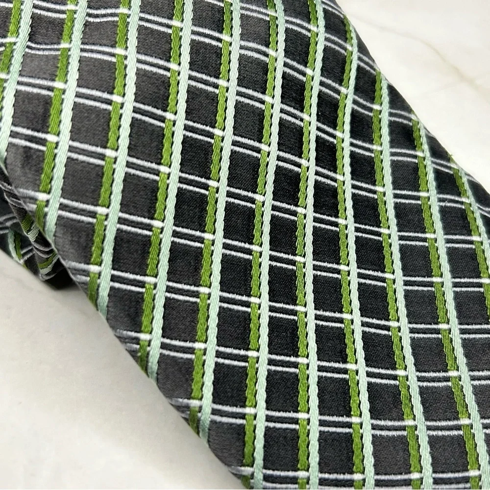 Geoffrey Beene 59” Silk Black and Green Plaid Tie